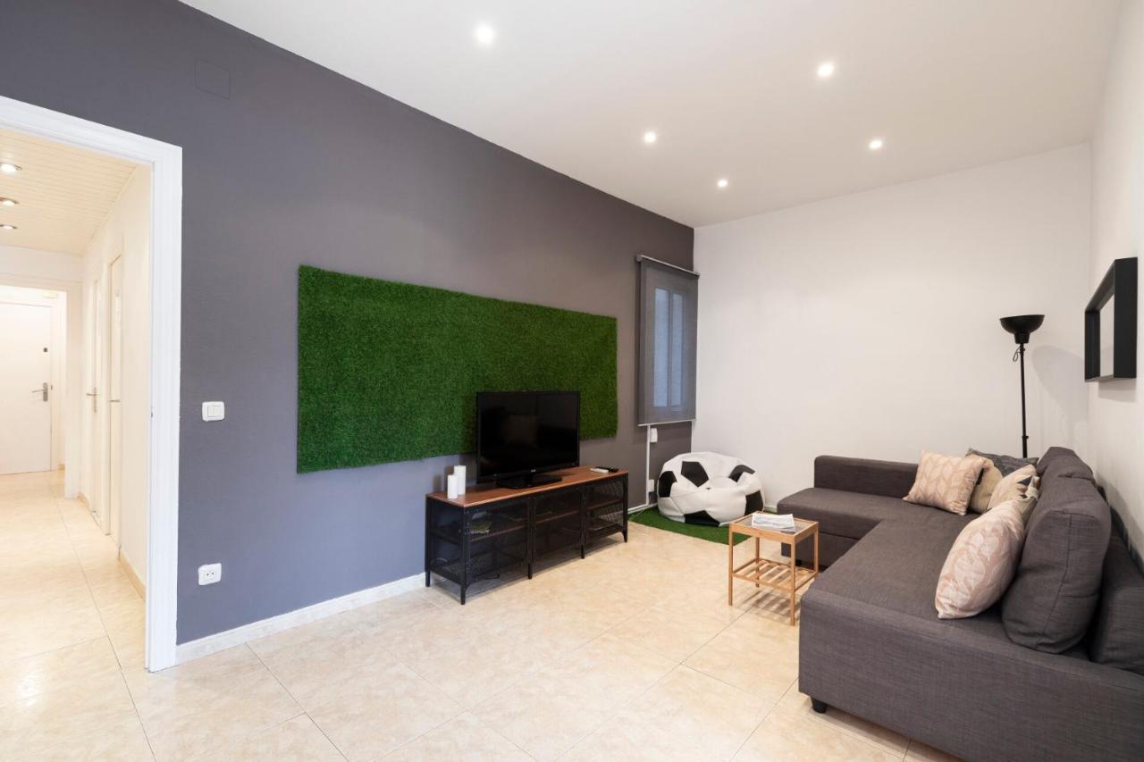 The Camp Nou Fcb Apartment Barcellona Esterno foto